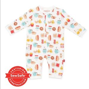 Magnetic closure overall, 9-12 mos